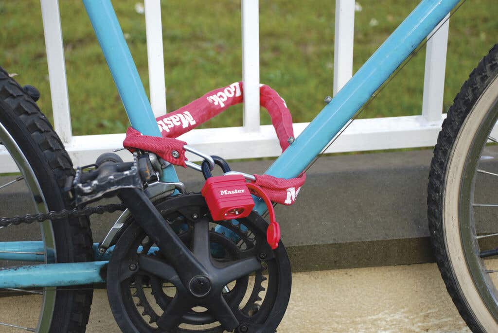 Mitre 10 bike lock on sale