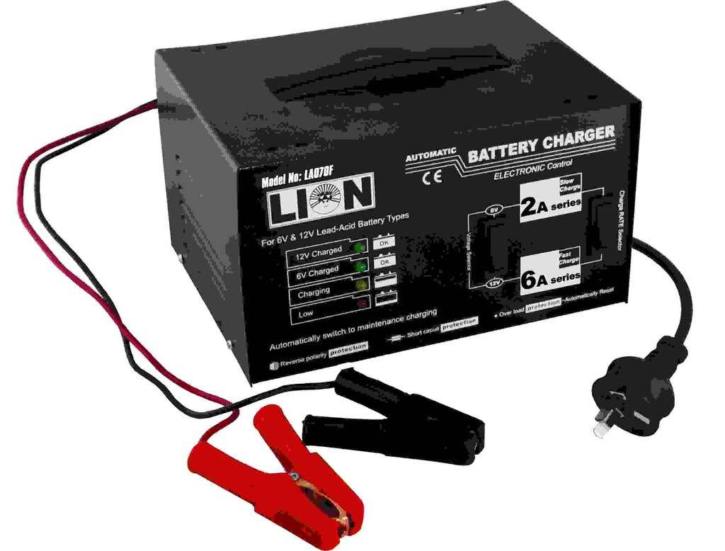 Auto Battery Charger Mitre 10