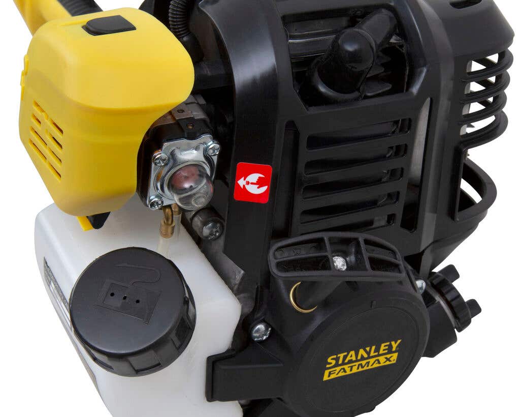 Stanley FatMax 26cc 4 Stroke Straight Shaft Petrol Whipper Snipper