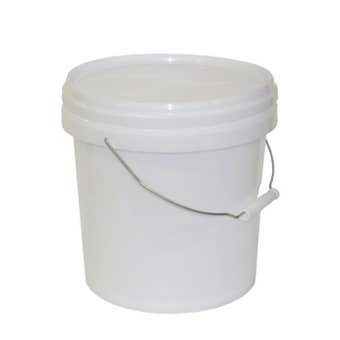 Queen Plastic Pail with Lid