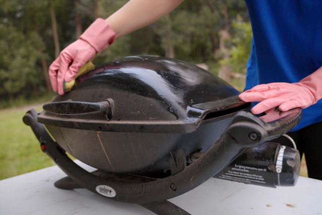 How To Clean Your BBQ with Tricleanium