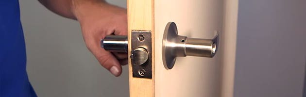 Step 6: Install Handle Step 6: Install Handle